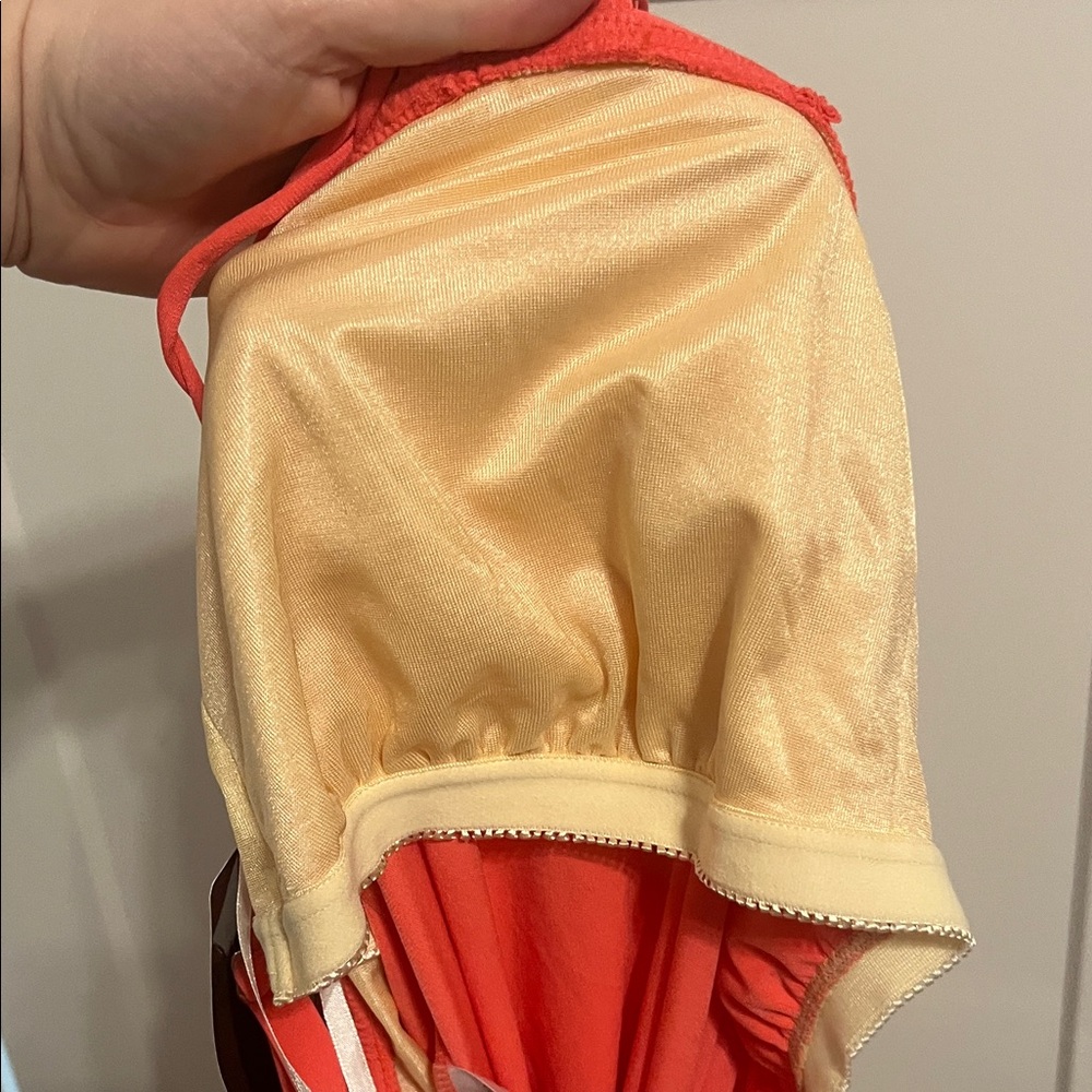 Magicsuit Coral Strappy Crisscross Swimsuit Top Size 16 NWT - Picture 10 of 12